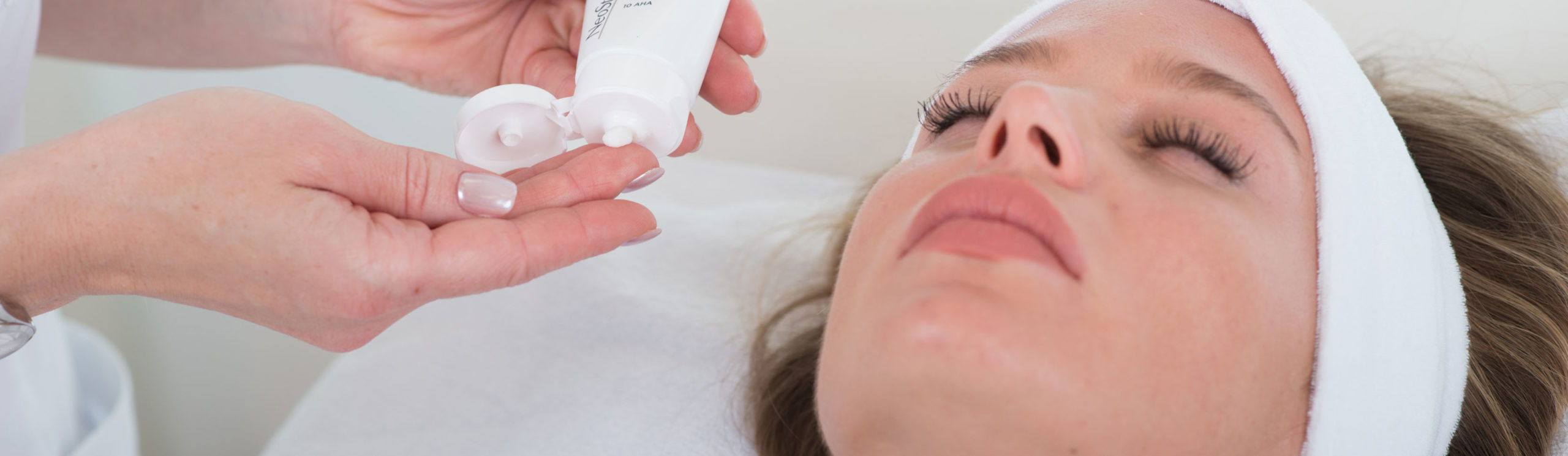 Happy Aging Behandlung3330x970 scaled 1